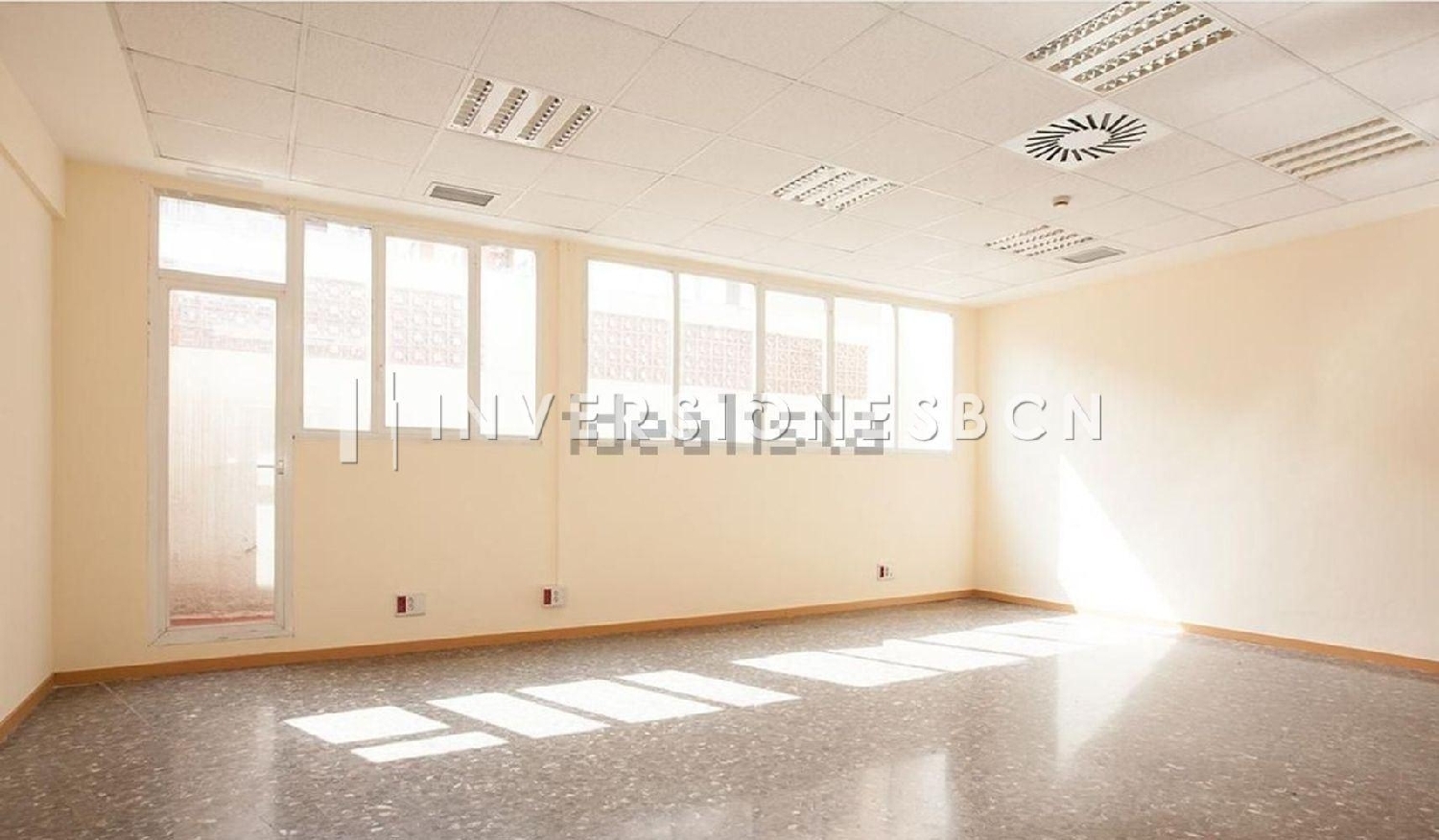  till salu lokal Sant Martí-El Parc I La Llacuna Barcelonès 6
