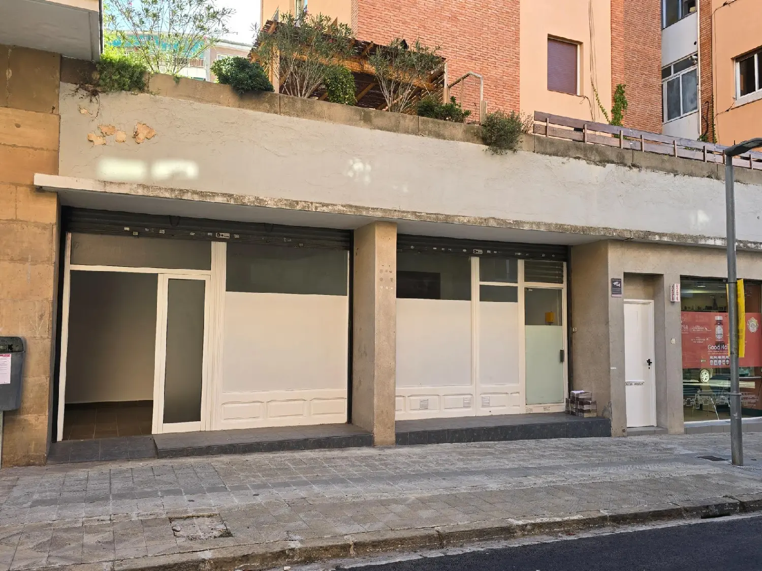  till salu lokal Raval La Catalana Bages 1