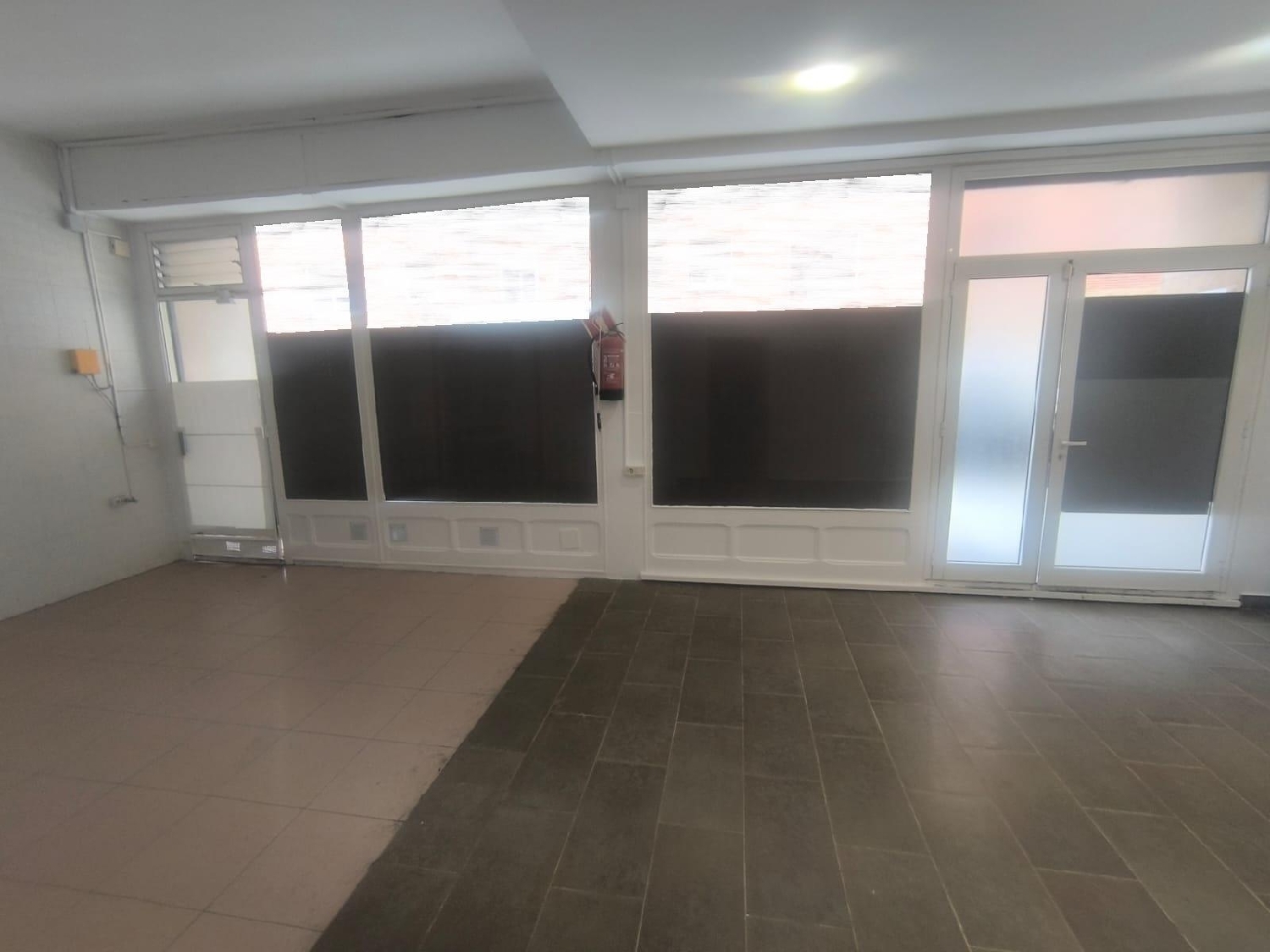 till salu lokal Sant Pau Bages 2