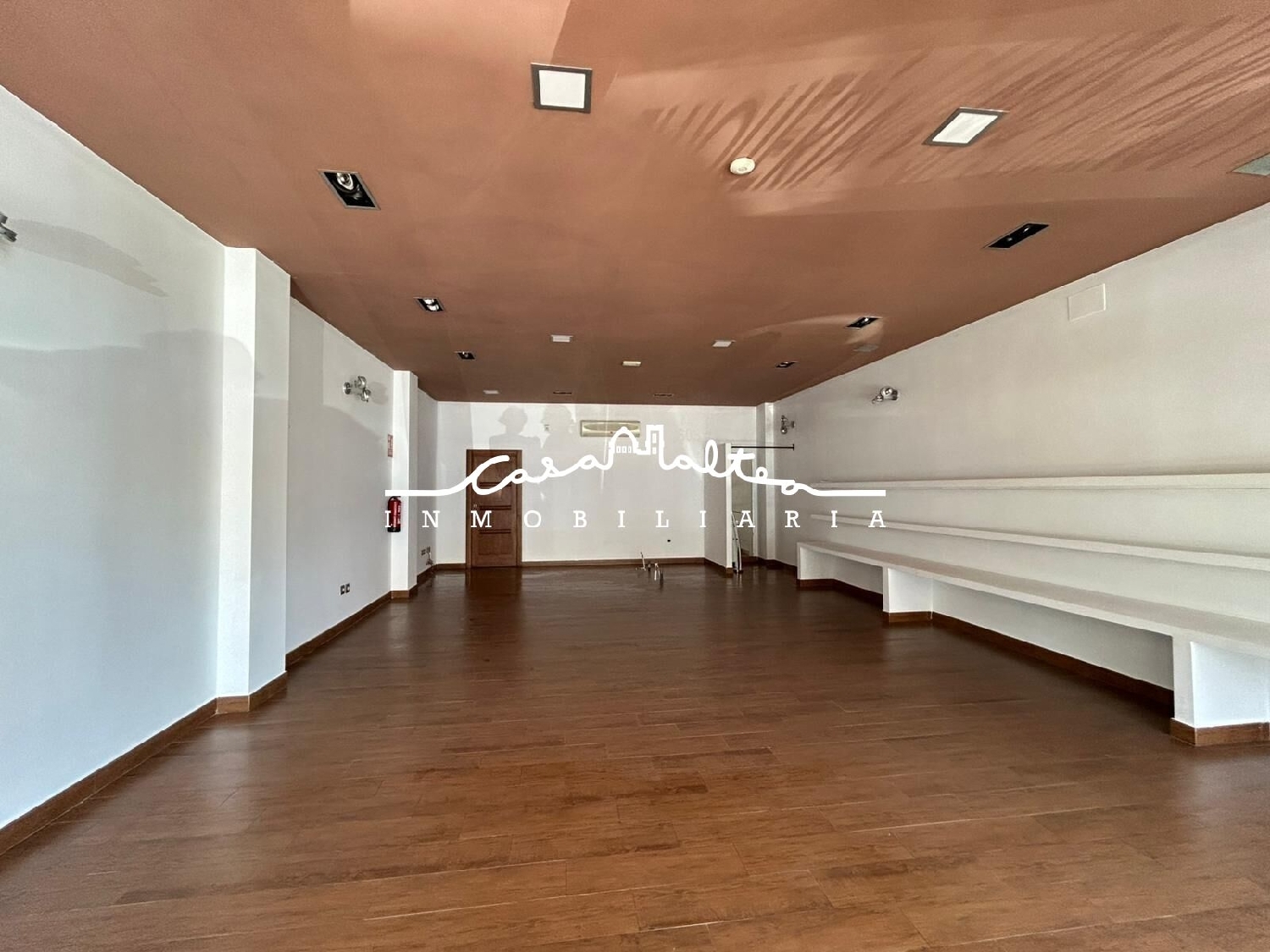  till salu lokal Santa Clara Marina Baixa 1