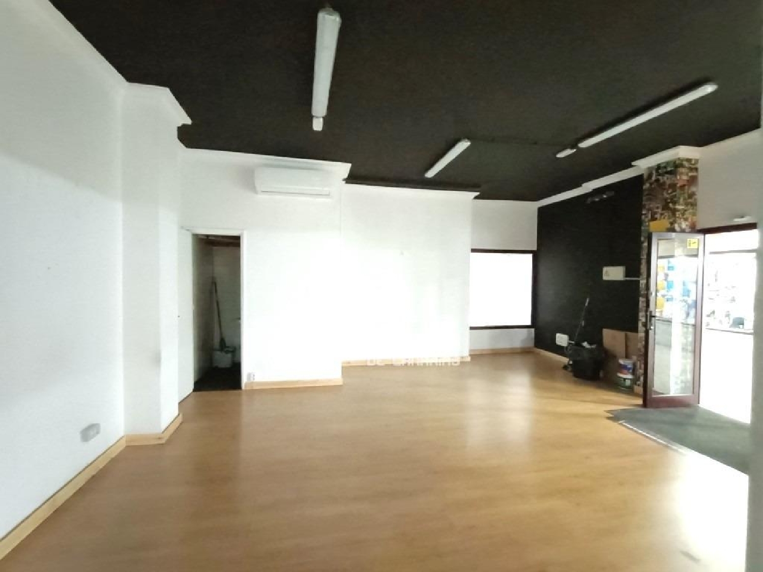 till salu lokal Santa-La Multa-San Antonio Zona Metropolitana 3