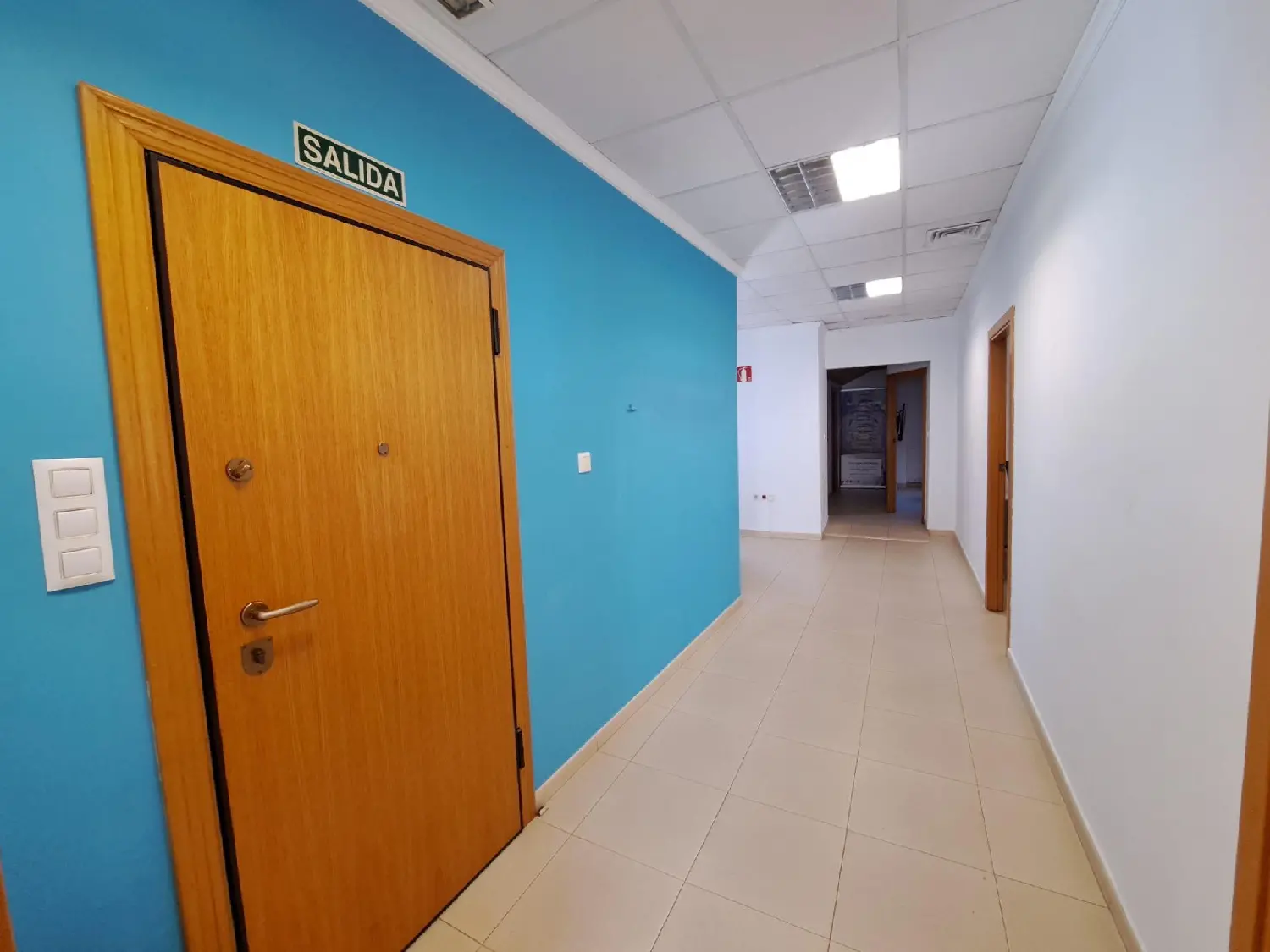 till salu lokal Vilella Ribera Alta 3