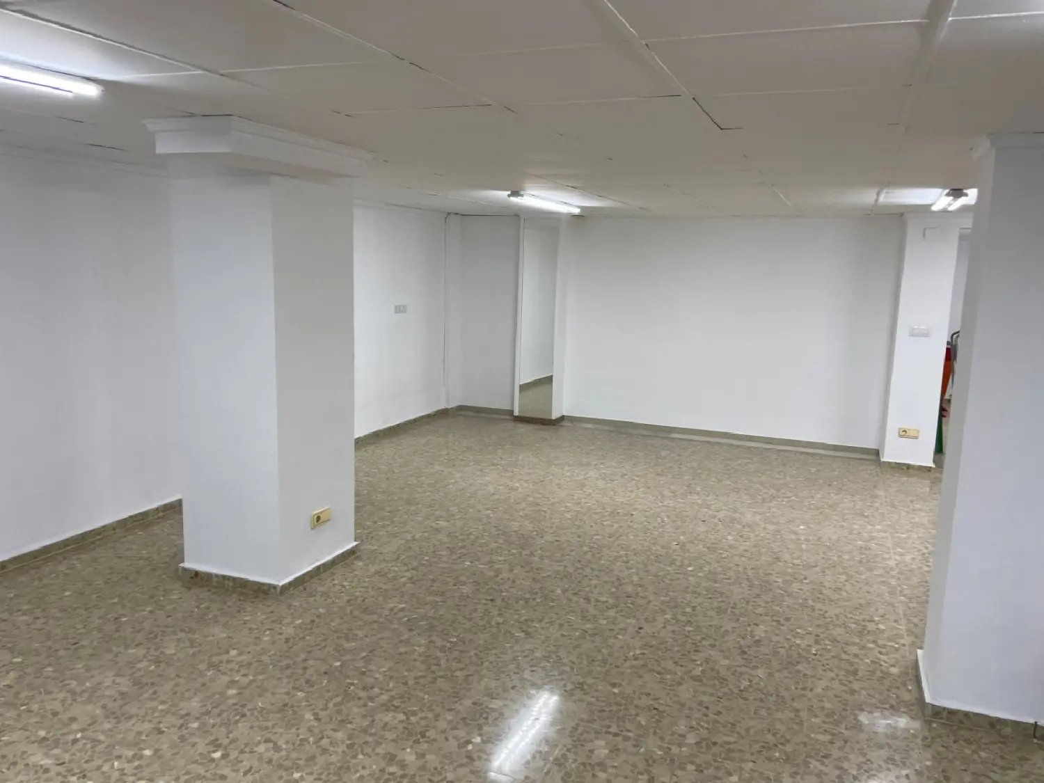 till salu lokal Urbanización El Racó Ribera Alta 2