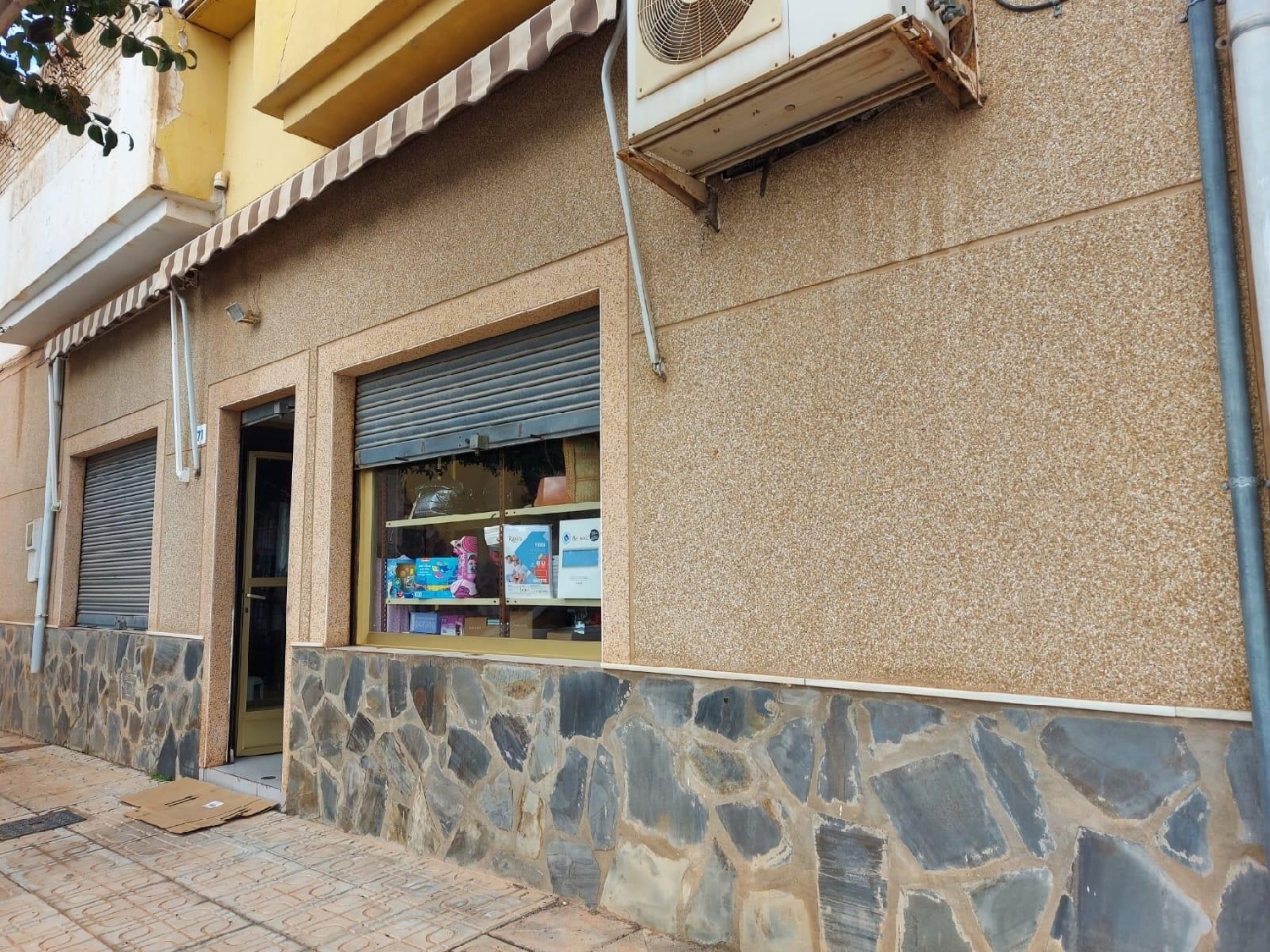  till salu lokal Santa Maria Del Aguila Poniente Almeriense 1