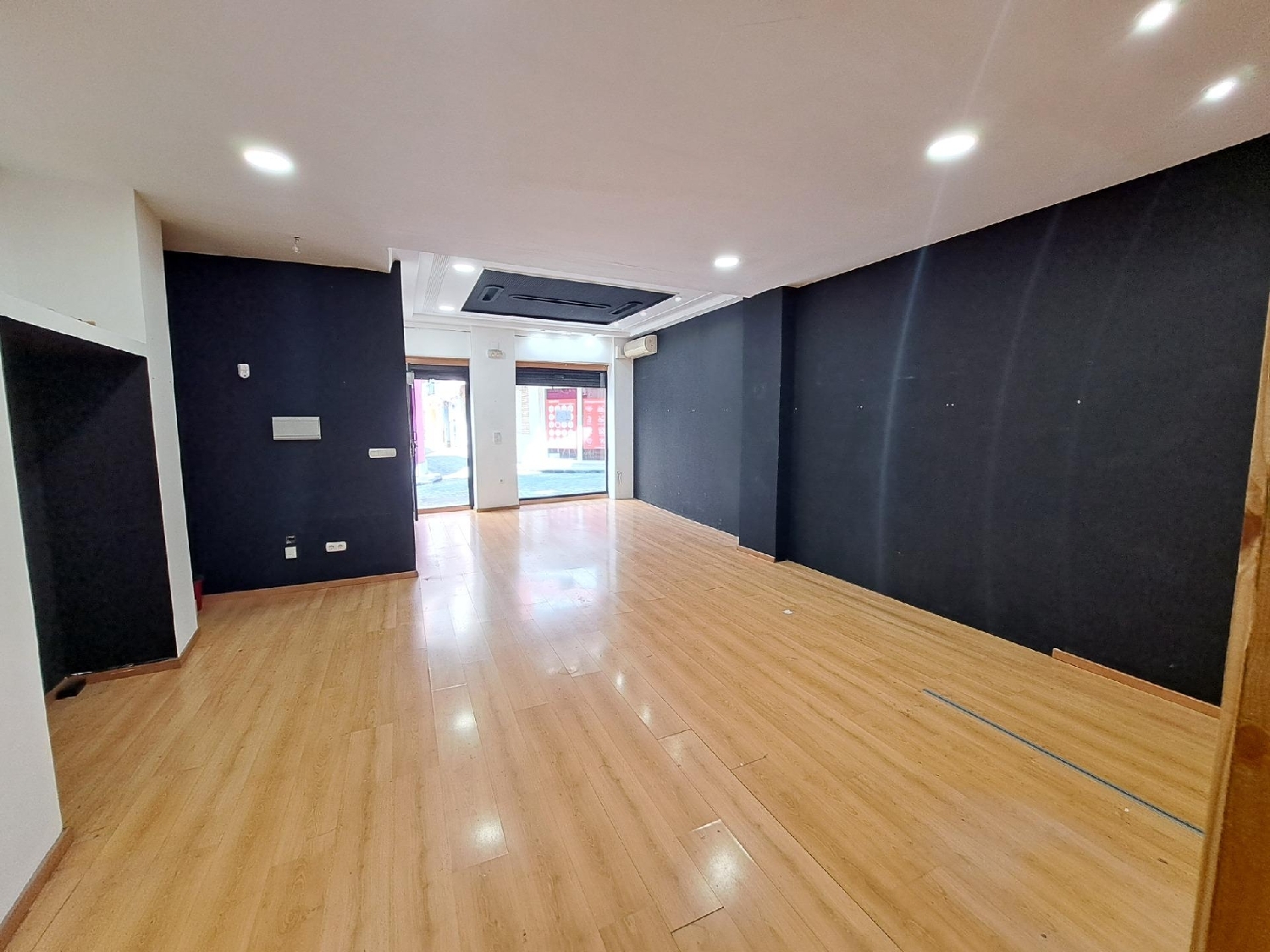  till salu lokal Santa Marina Ribera Alta 5