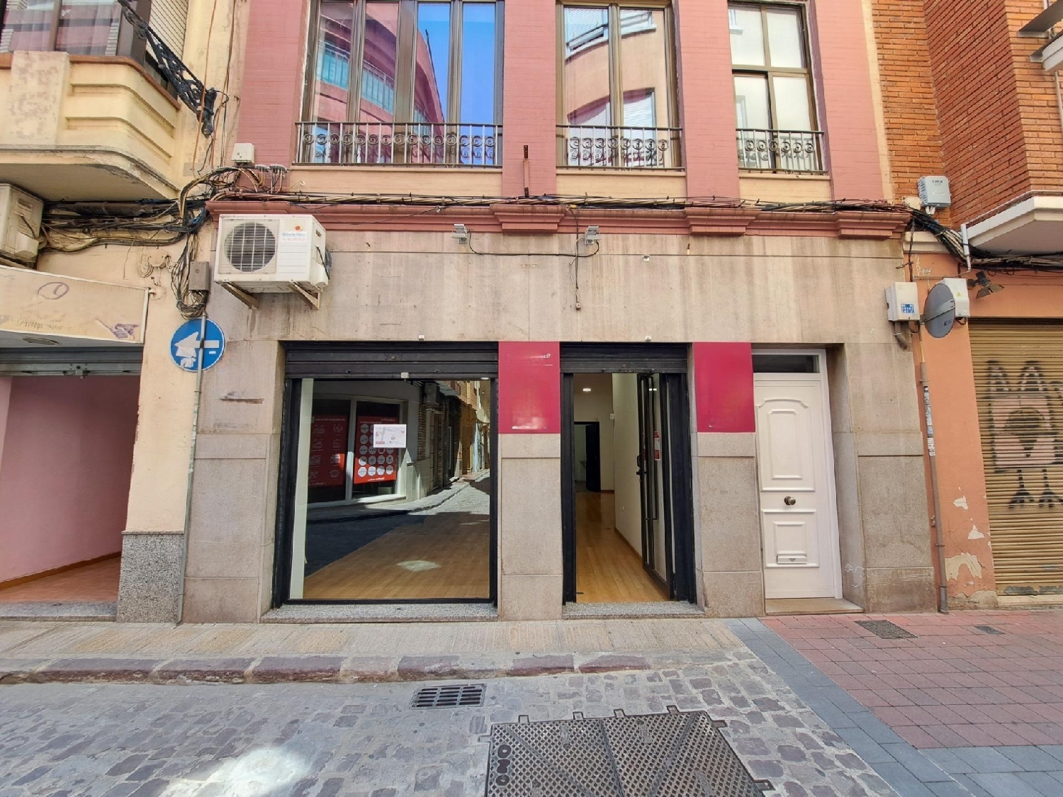  till salu lokal Santa Marina Ribera Alta 1