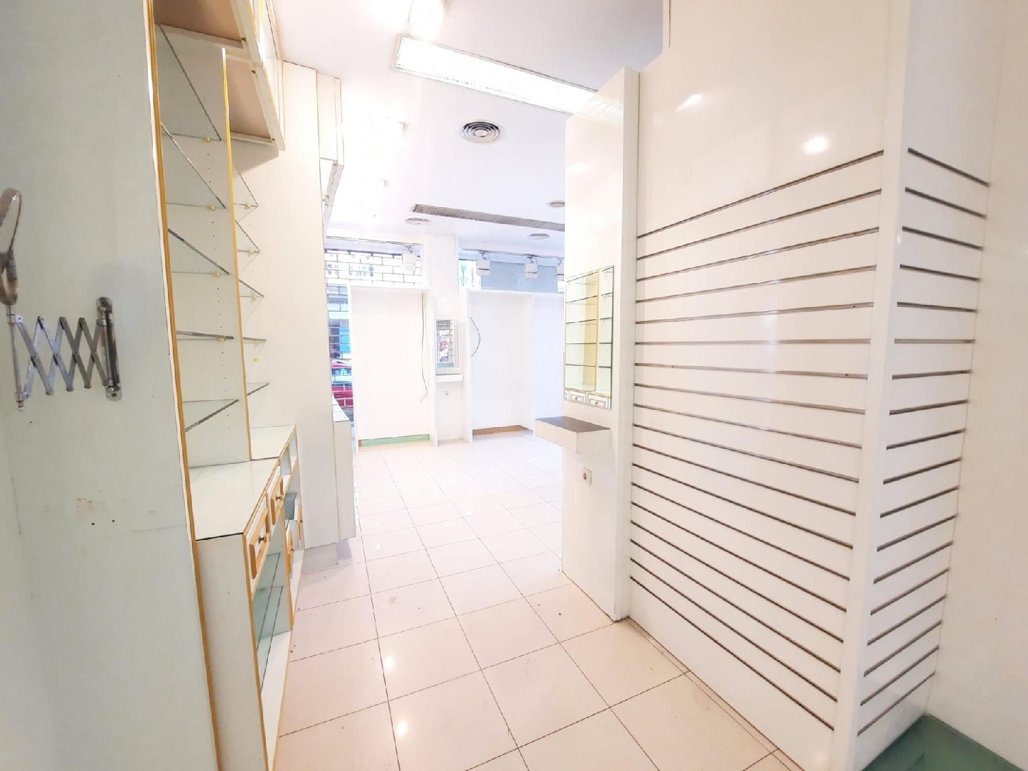  till salu lokal Santa Marina Ribera Alta 5