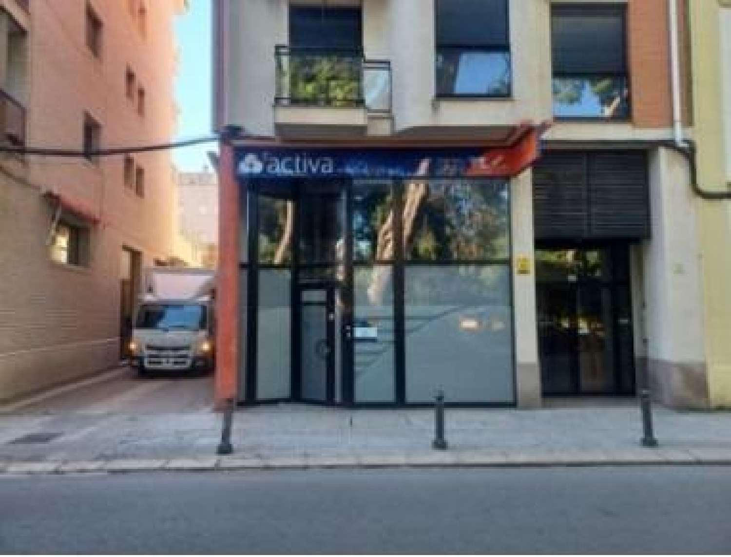 till salu lokal Colonia Gasol Baix Ebre 2