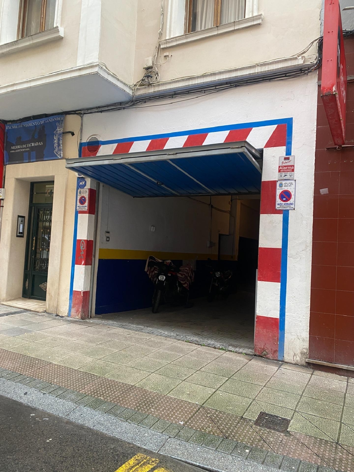 till salu lokal Santander Centro 39001 Comarca De Santander 3