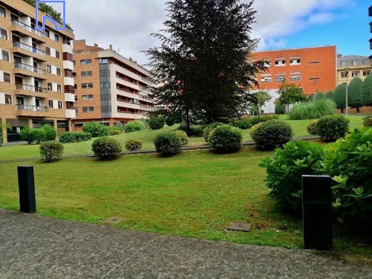  till salu lokal Segundo Ensanche 31004 Pamplona 1