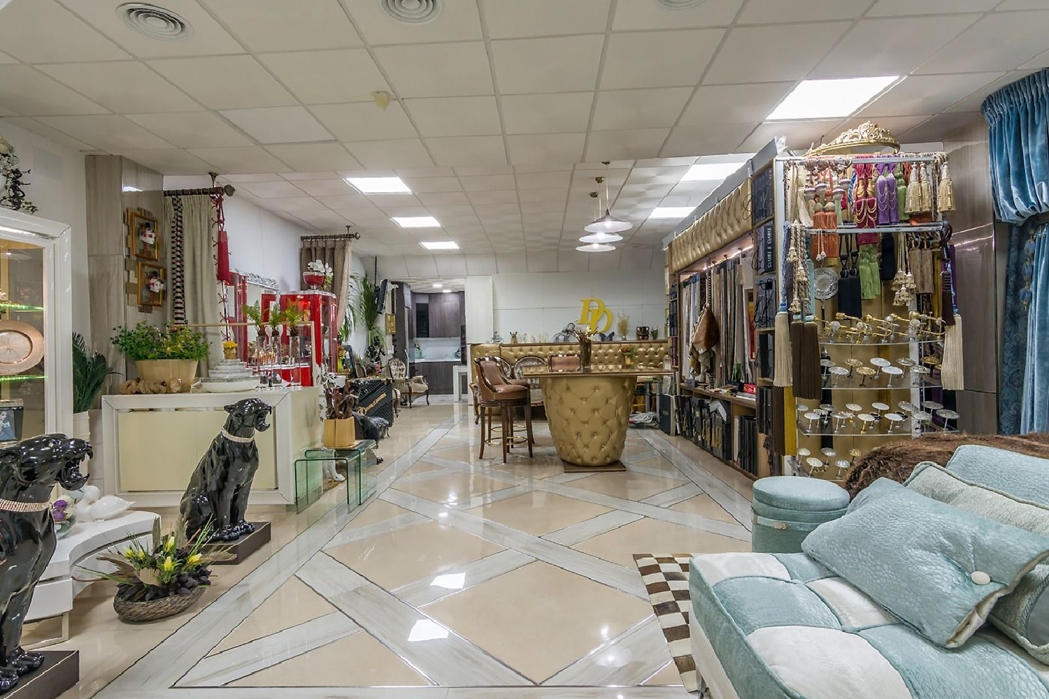 till salu lokal Sierra Blanca Costa Del Sol Occidental 2