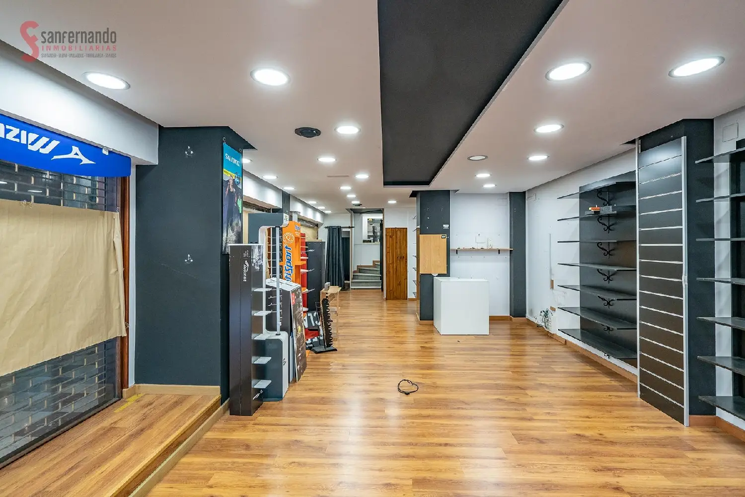 till salu lokal Torrelavega Besaya 3