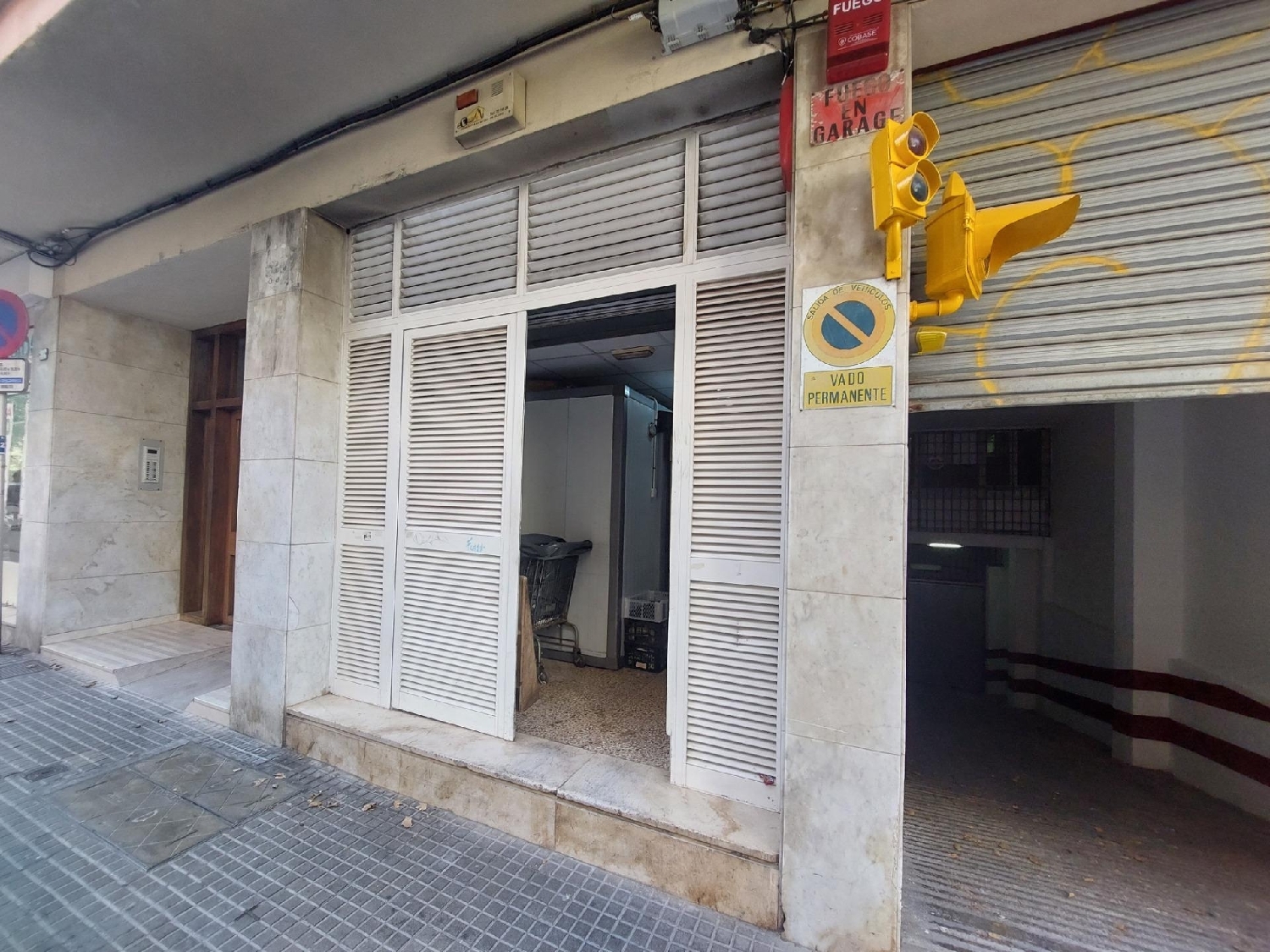  till salu lokal Son Oliva Palma 4
