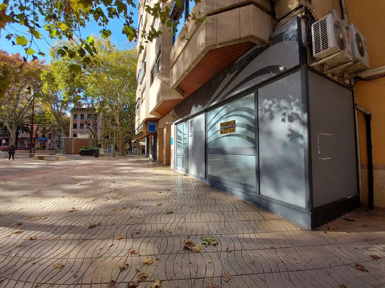  till salu lokal Anahuir Costera (La) 1