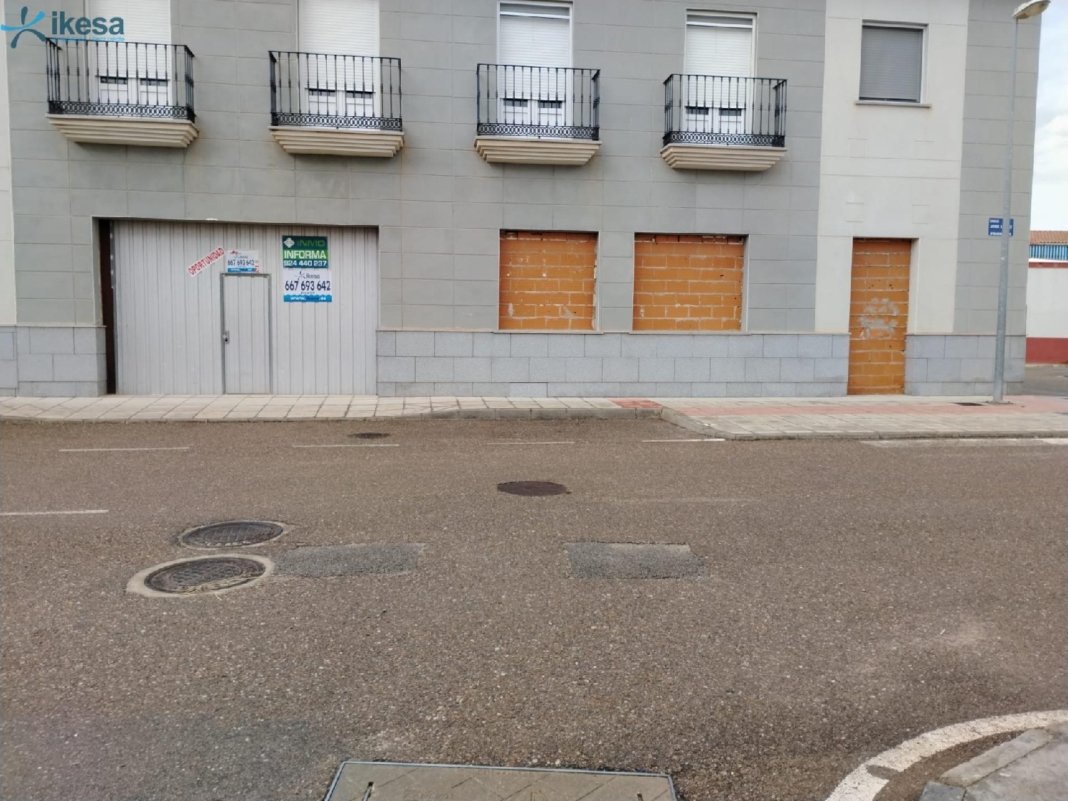till salu lokal Talavera La Real Badajoz 2