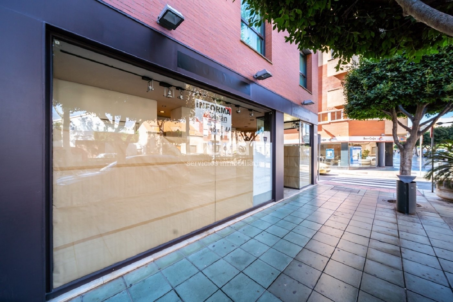 till salu lokal Tarambana Poniente Almeriense 3