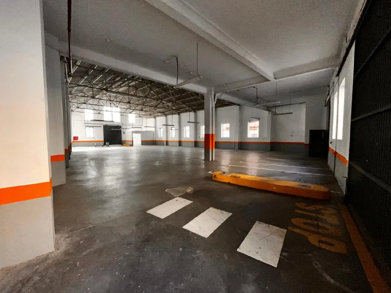  till salu lokal Tavernes De La Valldigna Safor 5