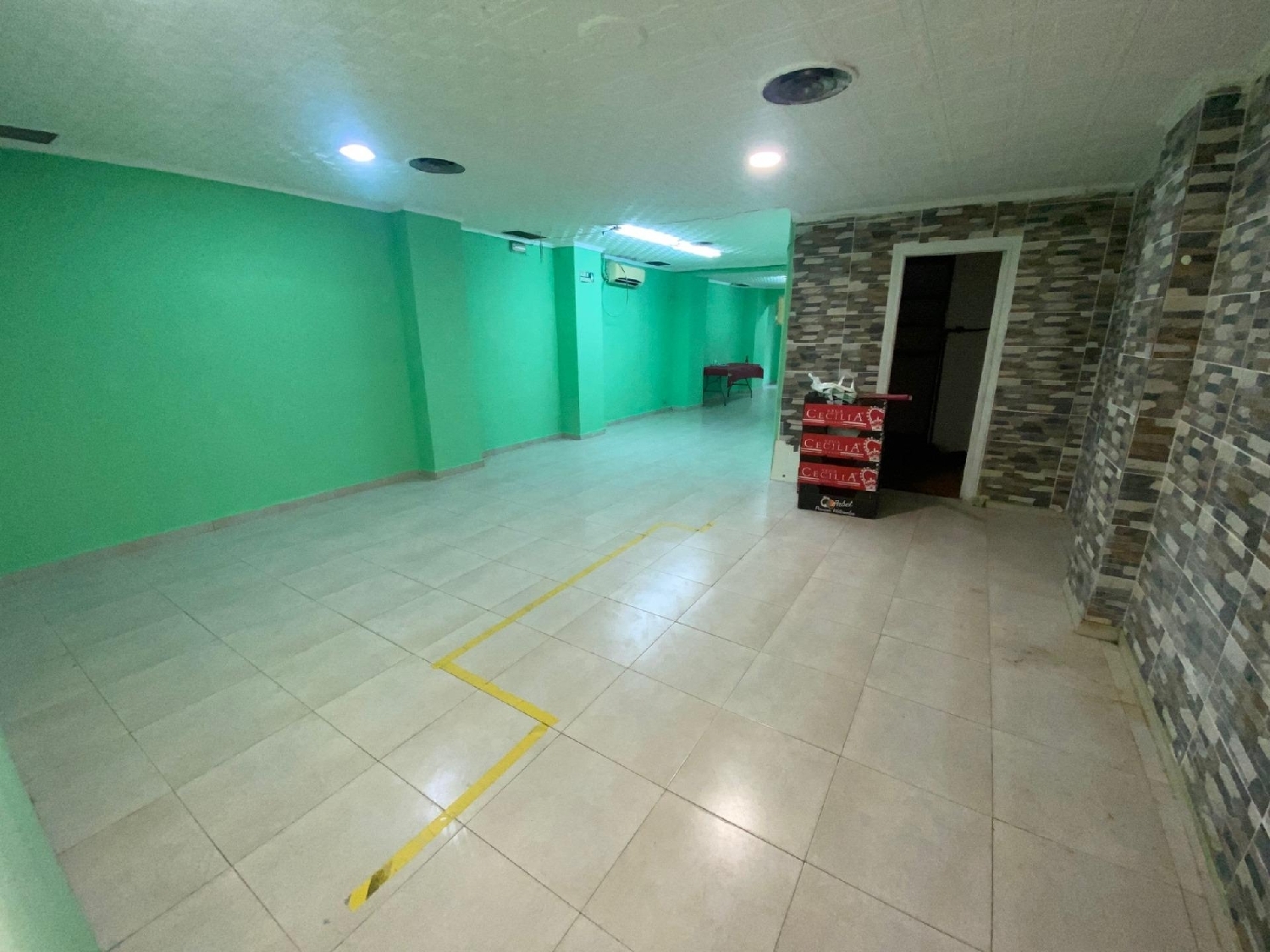  till salu lokal Tavernes De La Valldigna Safor 5