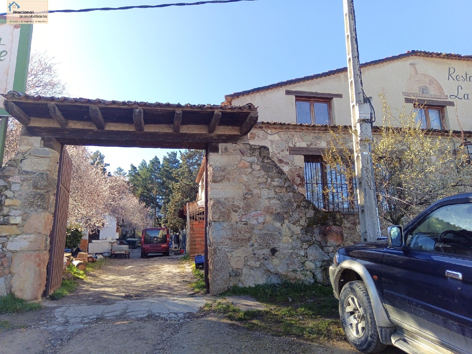 till salu lokal Tenzuela Segovia Sur 3