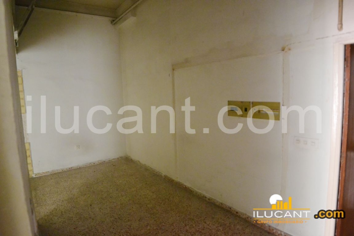  till salu lokal Tómbola Alacantí 5