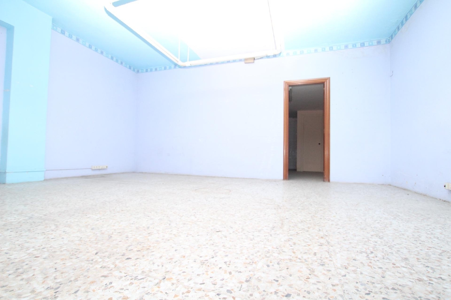 till salu lokal Torrero D.C. Zaragoza 3