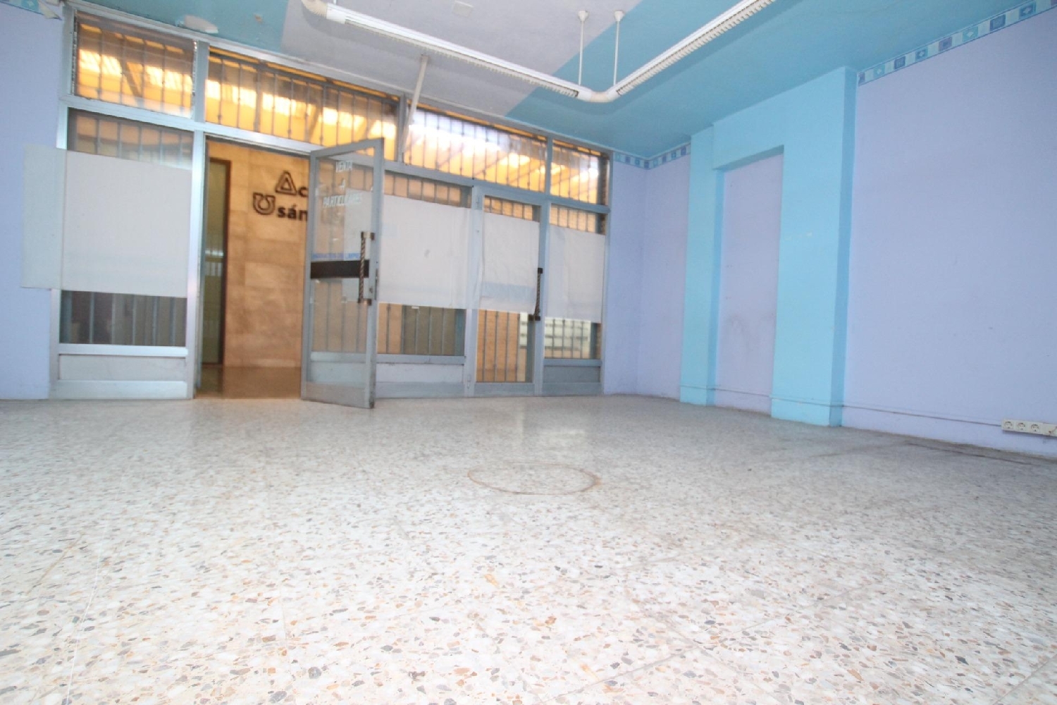 till salu lokal Torrero D.C. Zaragoza 5
