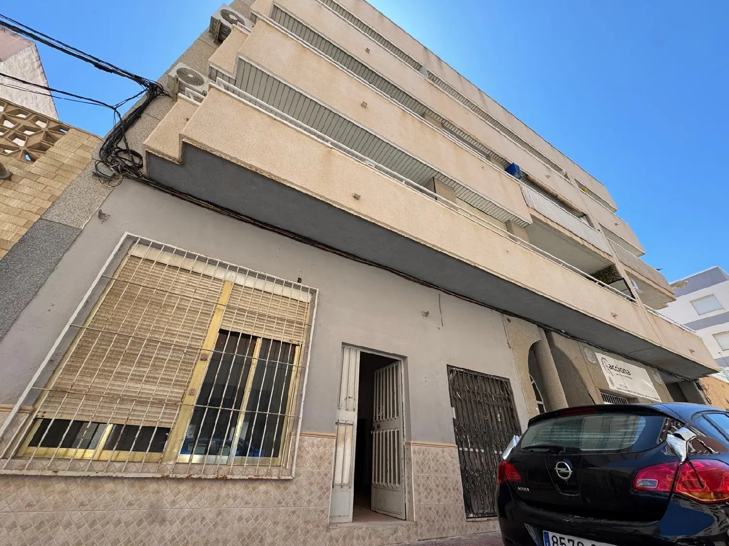 till salu lokal Torrevieja Baix Segura 2
