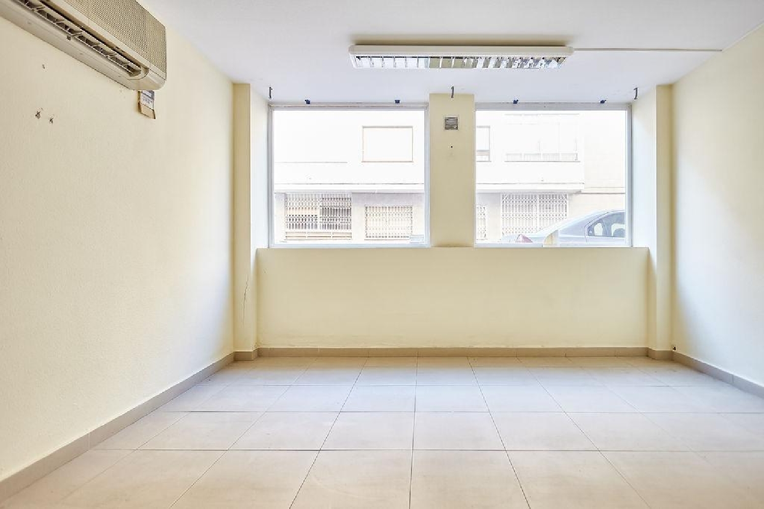 till salu lokal Torrevieja Baix Segura 3