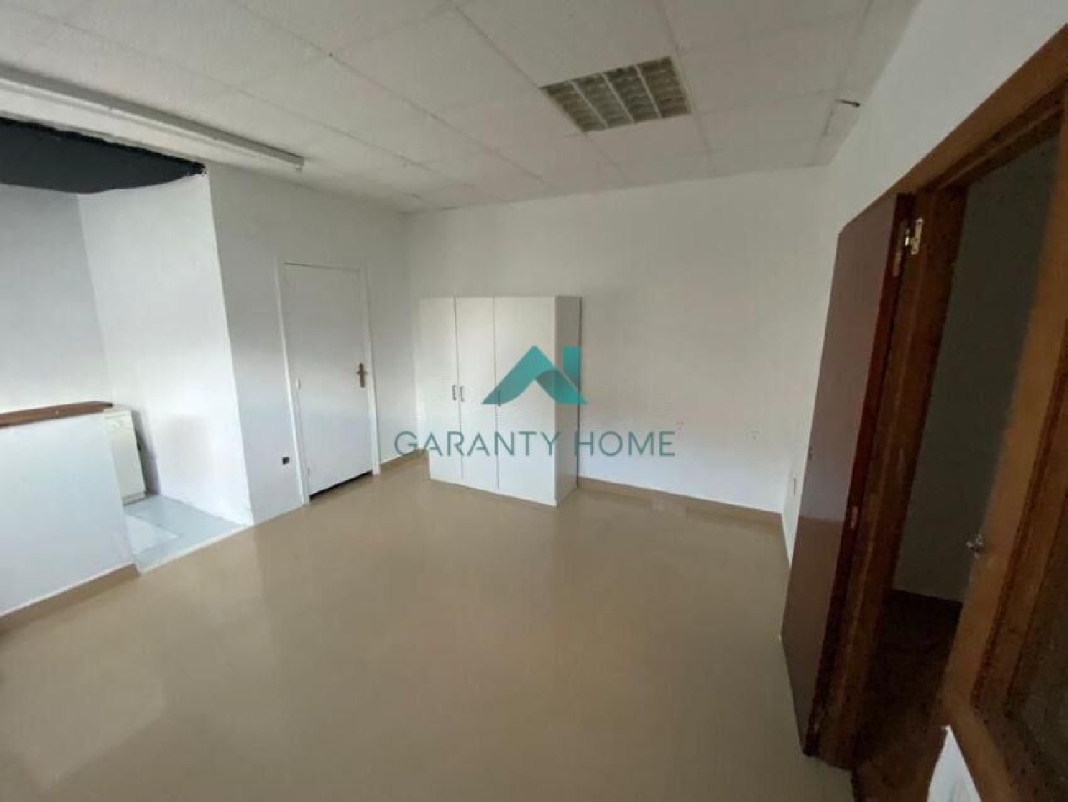  till salu lokal Treto Trasmiera 1