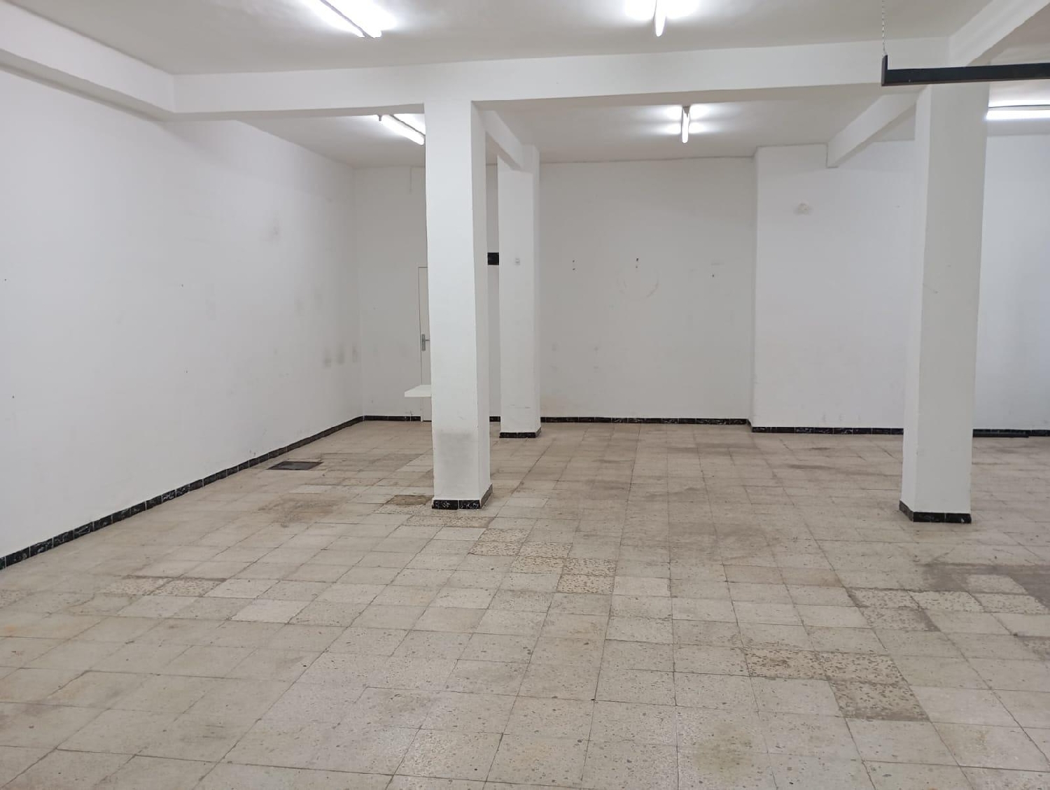 till salu lokal Ubrique Sierra De Cádiz 3