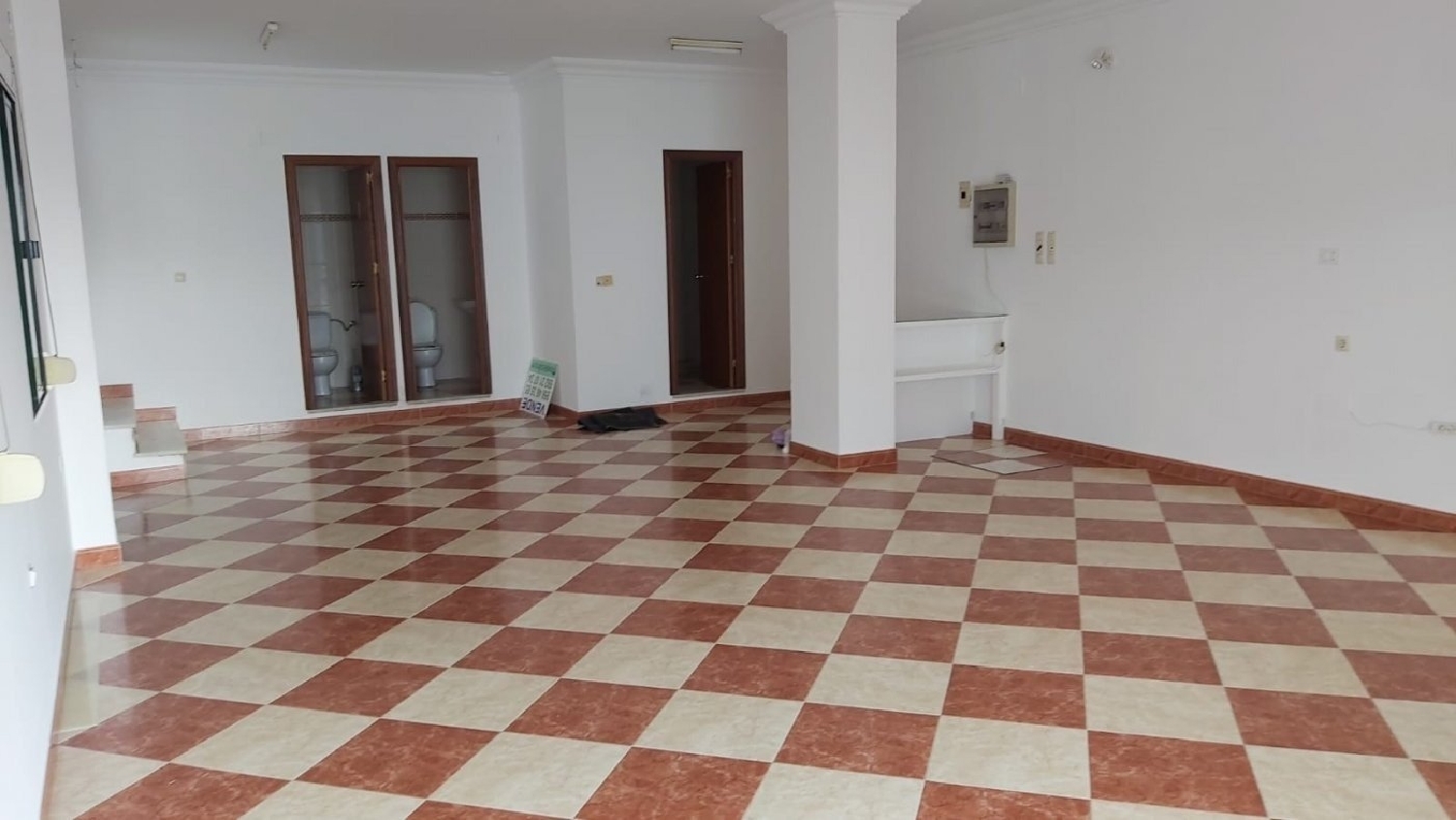  till salu lokal Ubrique Sierra De Cádiz 1