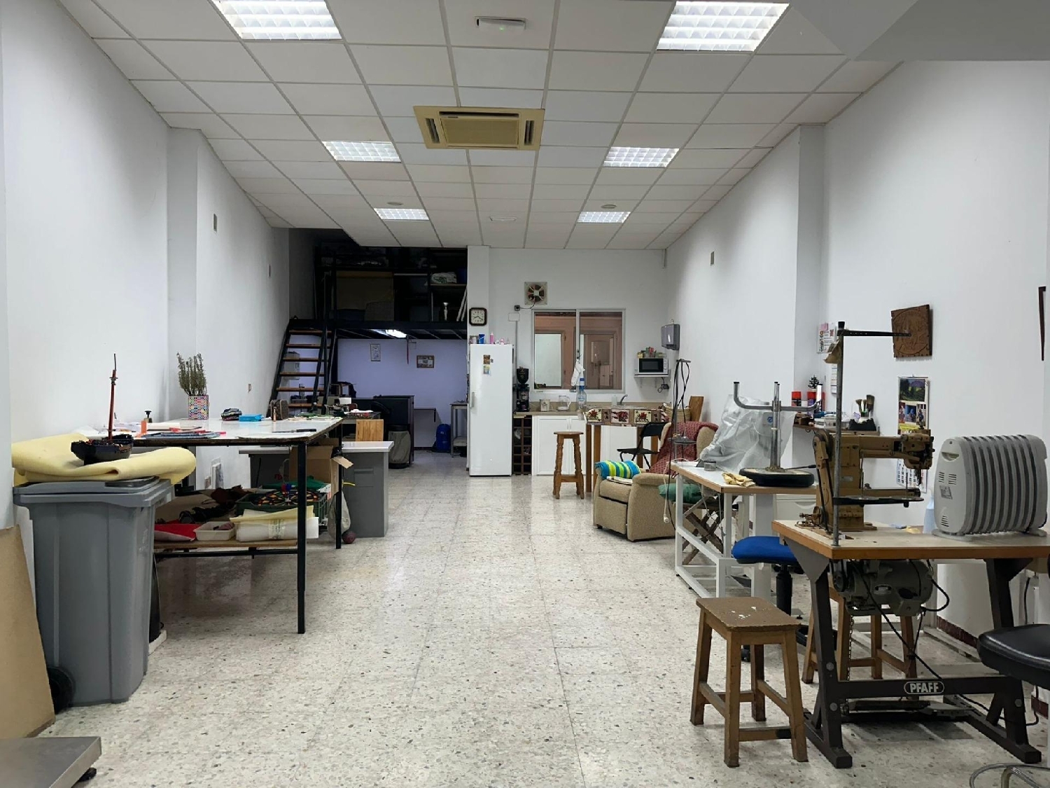 till salu lokal Ubrique Sierra De Cádiz 3