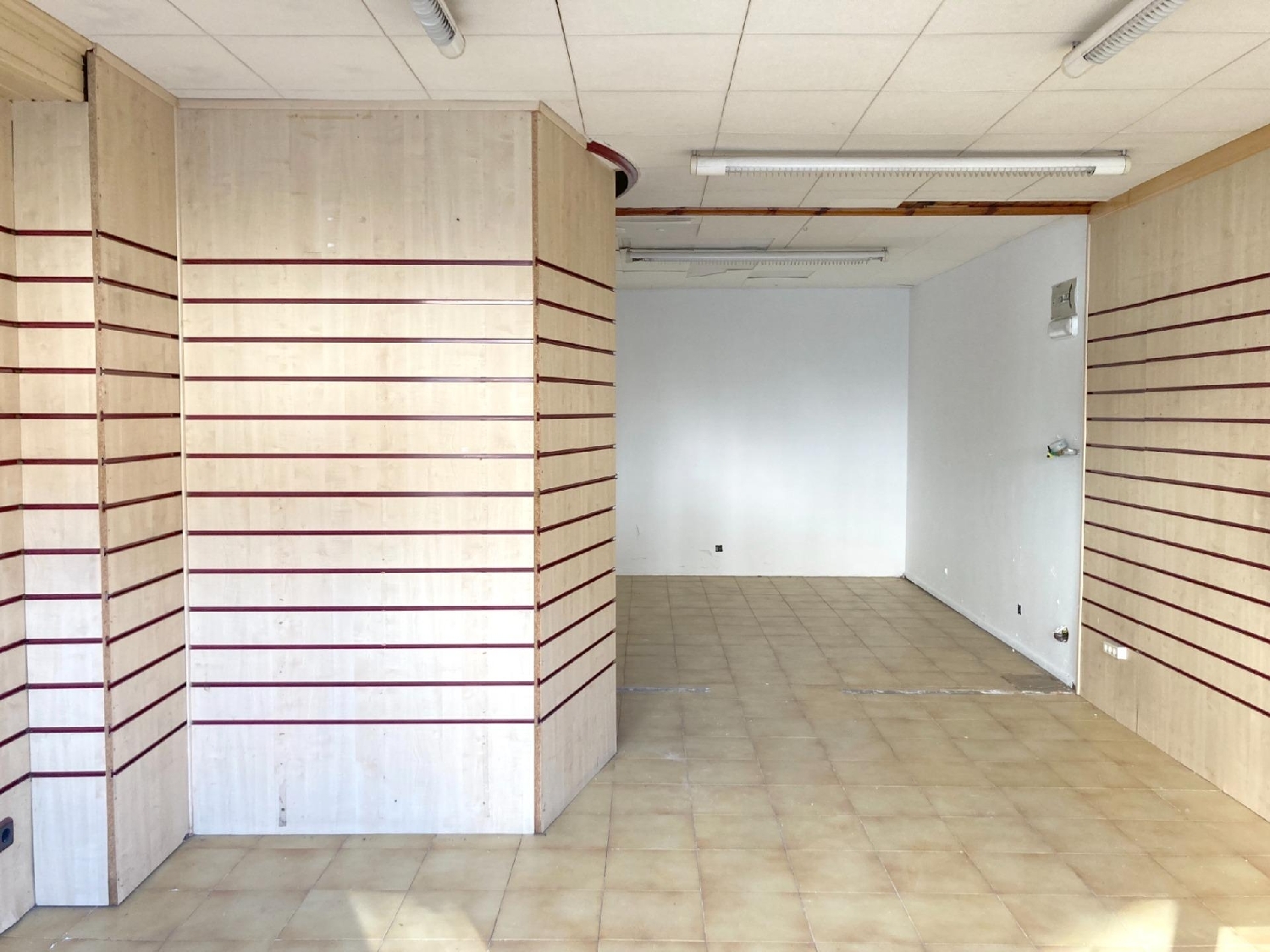  till salu lokal Uharte Noroeste 7