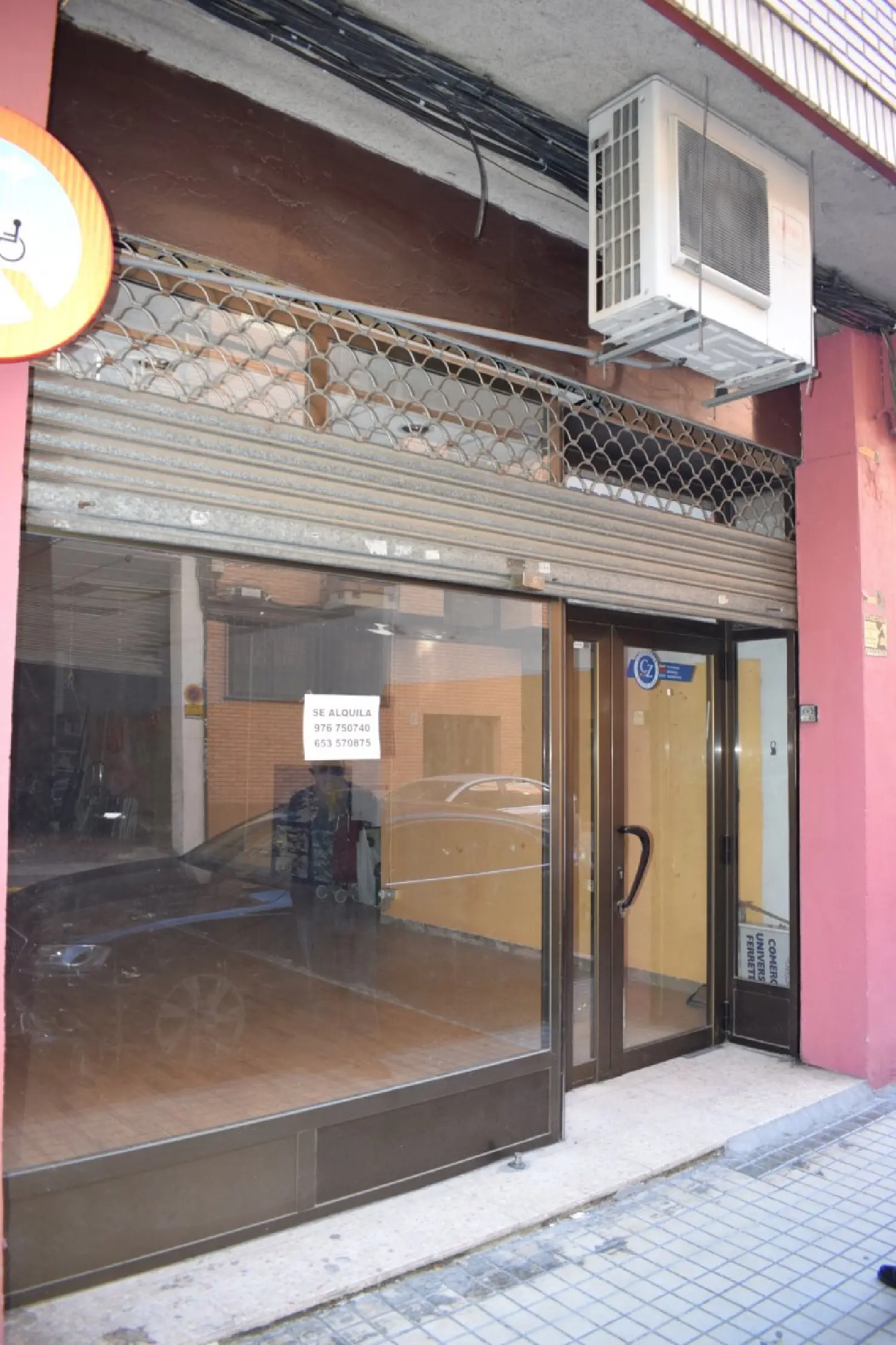  till salu lokal Universidad D.C. Zaragoza 1