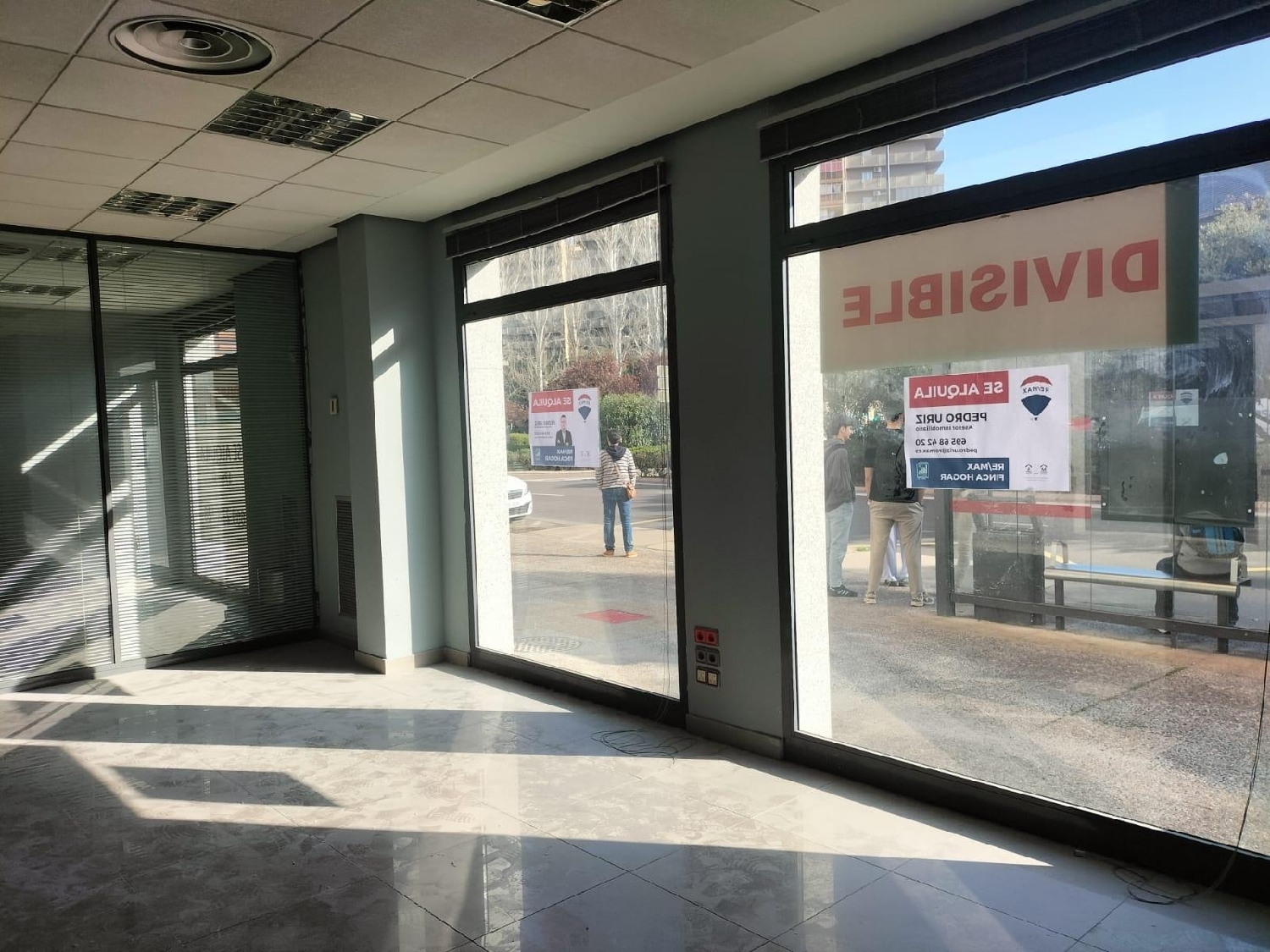  till salu lokal Universidad D.C. Zaragoza 1