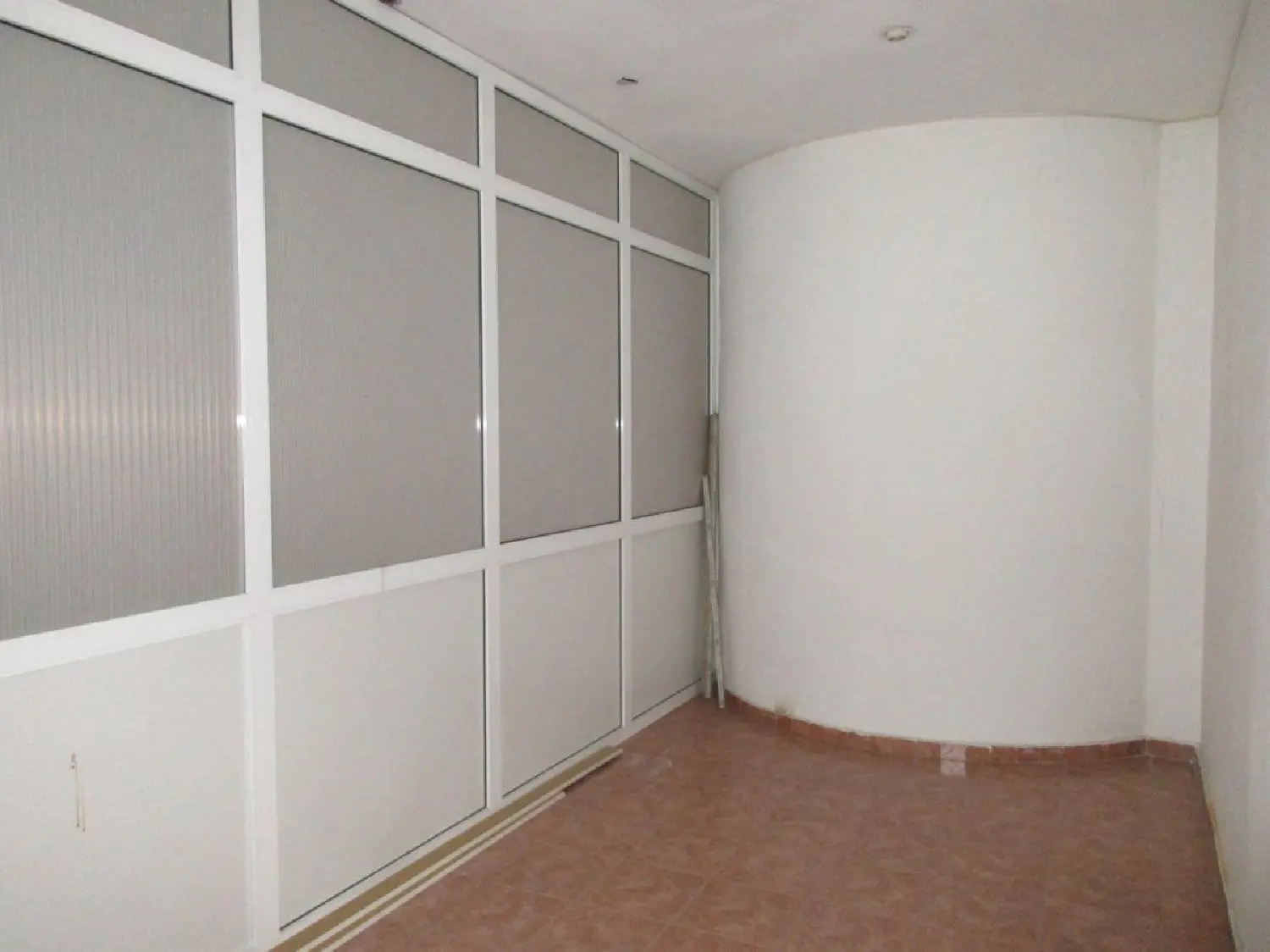  till salu lokal Urbanitzacio El Pilar Vall D'albaida 1