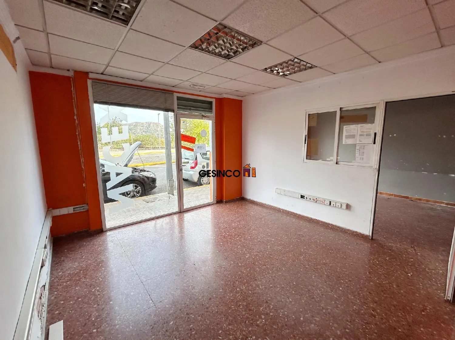 till salu lokal Urbanitzacio El Pilar Vall D'albaida 3