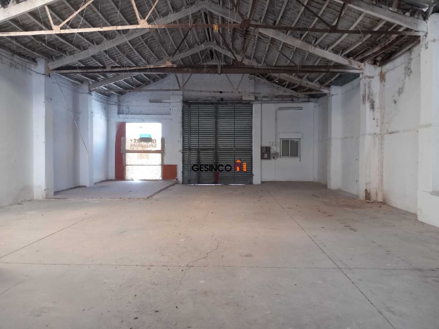  till salu lokal Urbanització D'hèlios Vall D'albaida 5