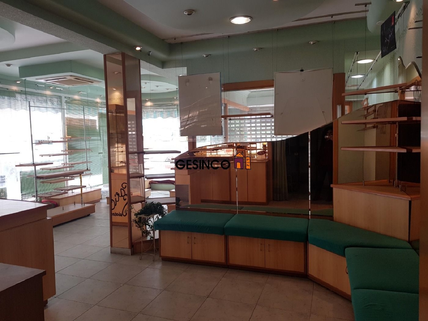  till salu lokal Urbanització D'hèlios Vall D'albaida 2