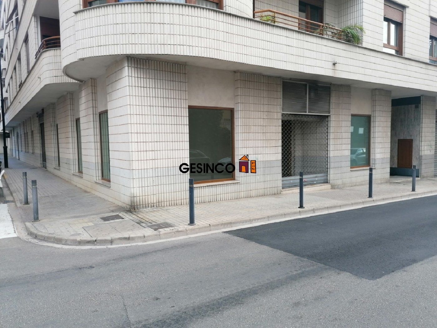  till salu lokal Urbanització D'hèlios Vall D'albaida 1