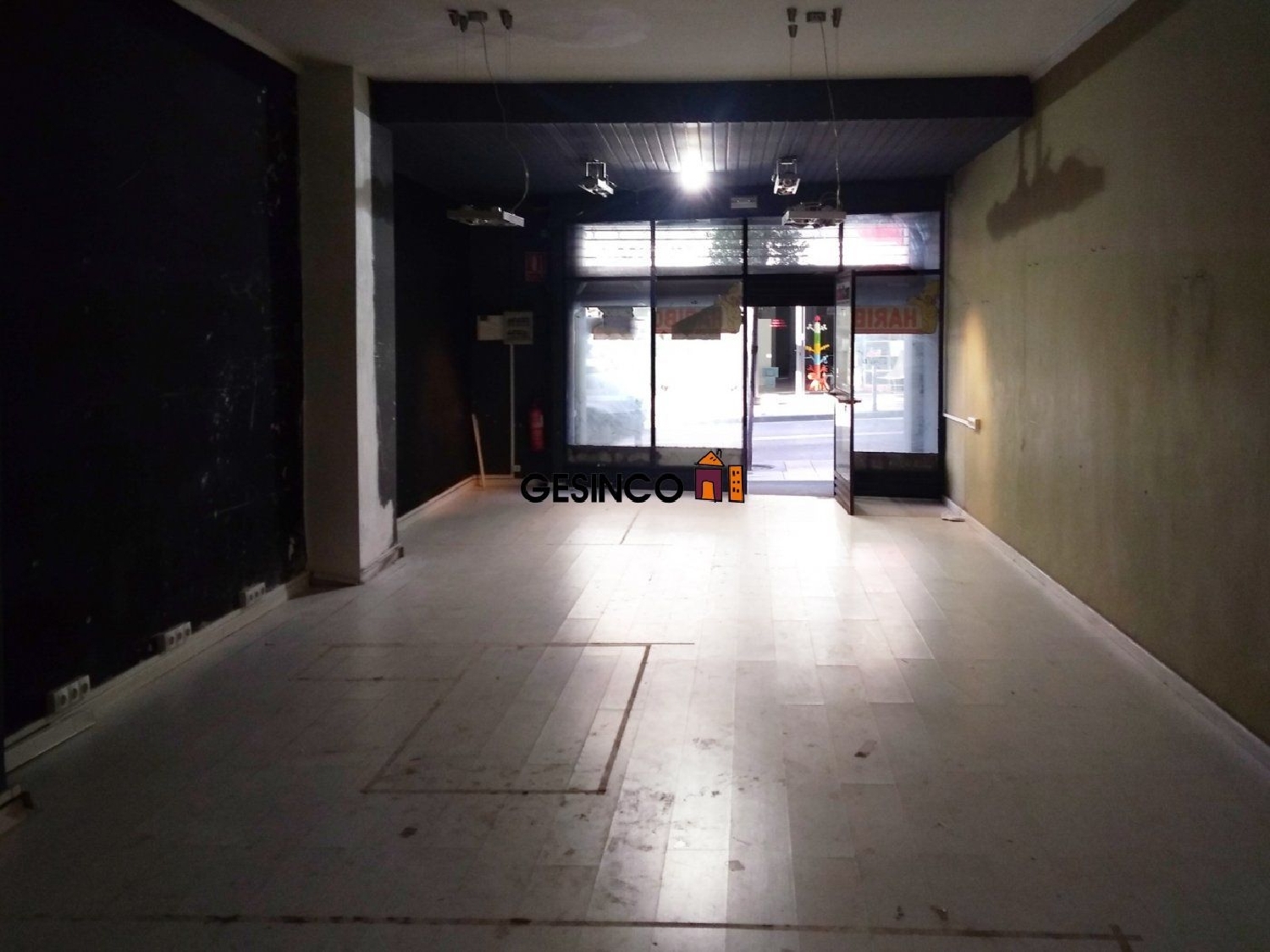 till salu lokal Urbanitzacio El Pilar Vall D'albaida 2
