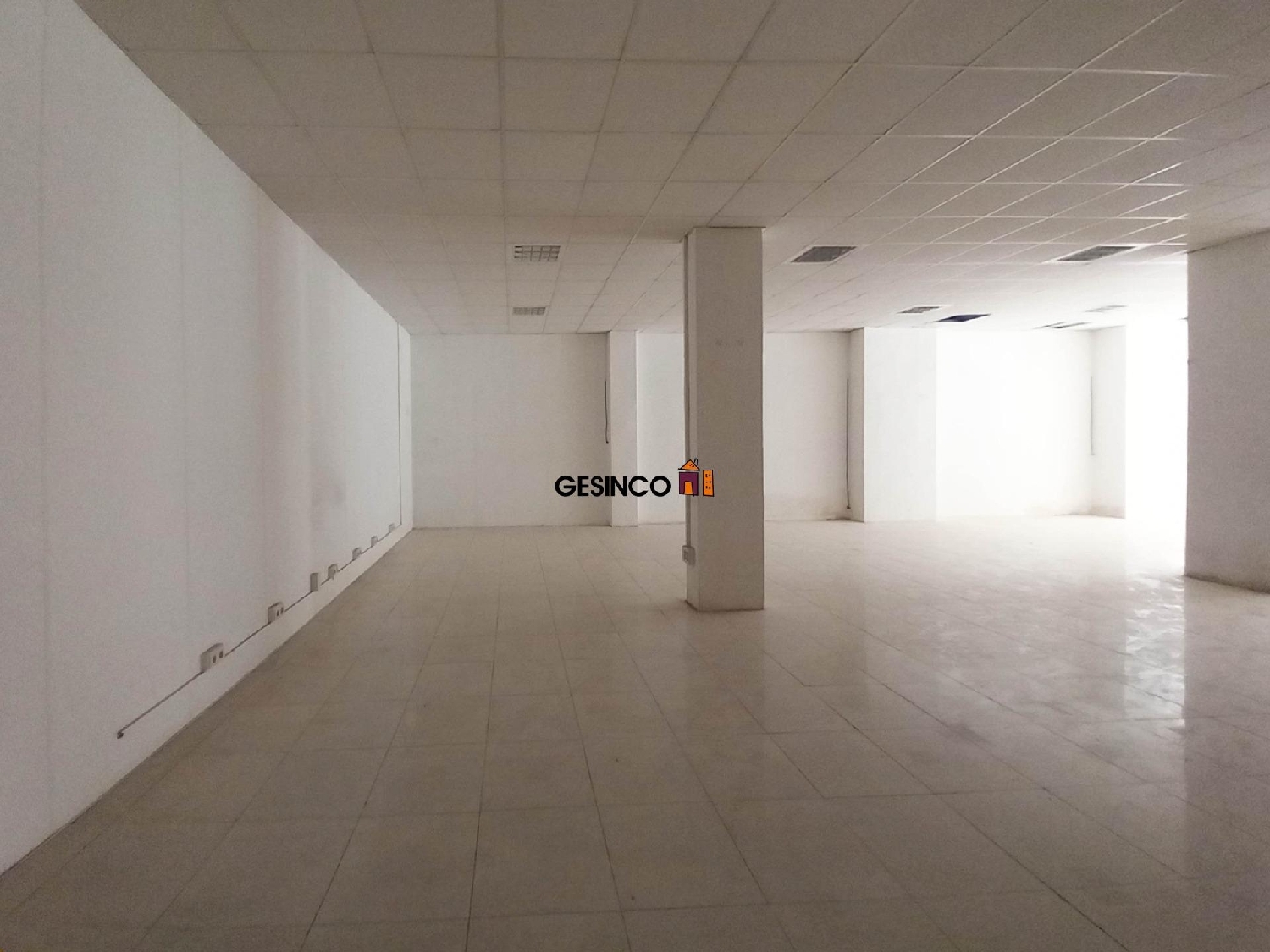 till salu lokal Urbanització D'hèlios Vall D'albaida 4