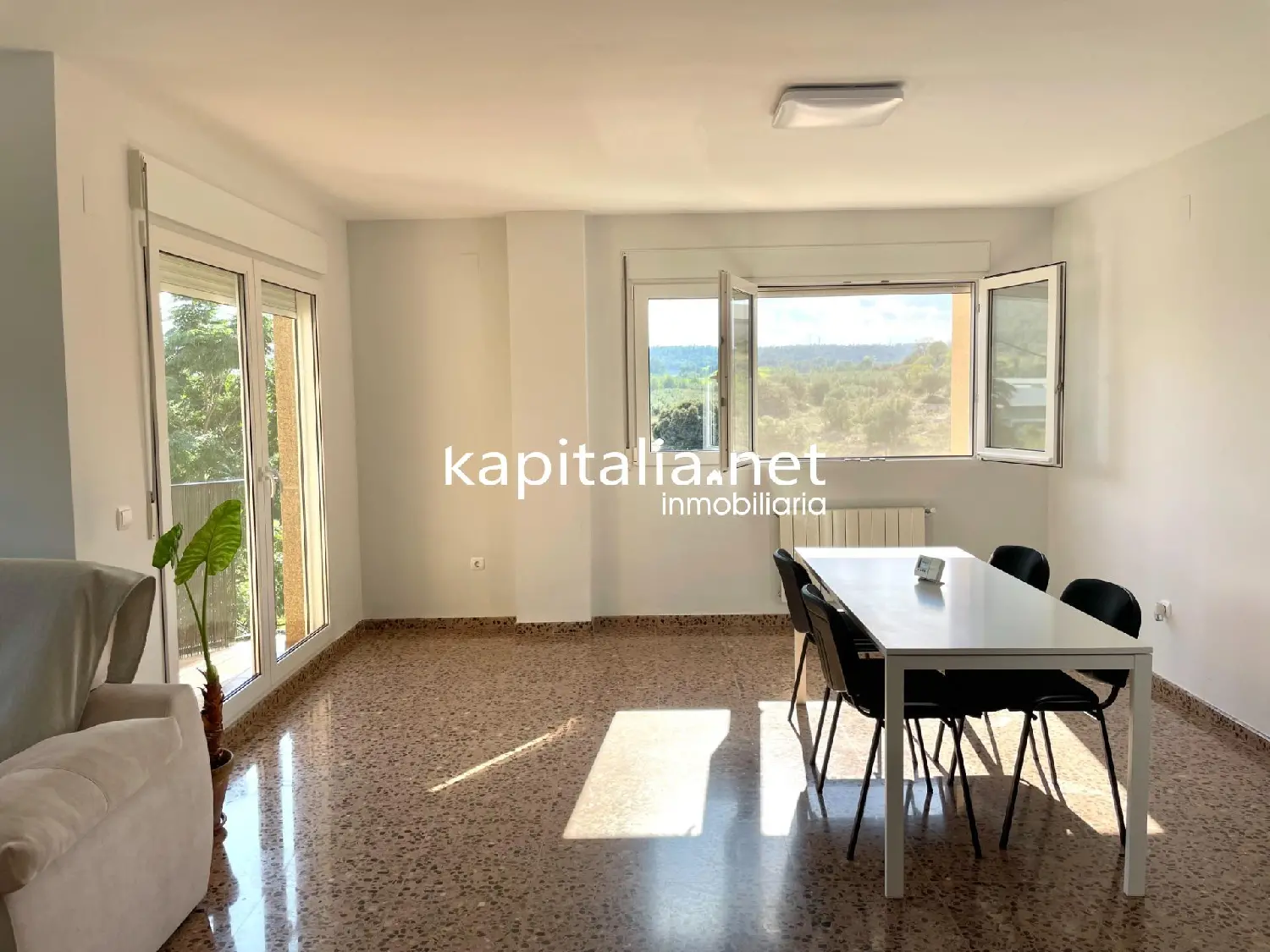 till salu lokal Urbanitzacio El Pilar Vall D'albaida 3