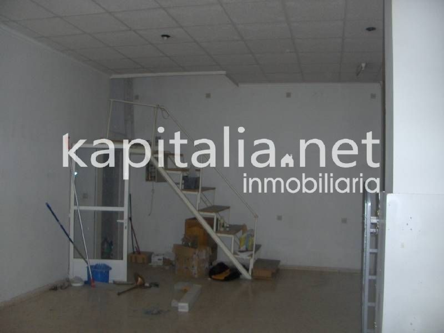 till salu lokal Urbanització D'hèlios Vall D'albaida 3
