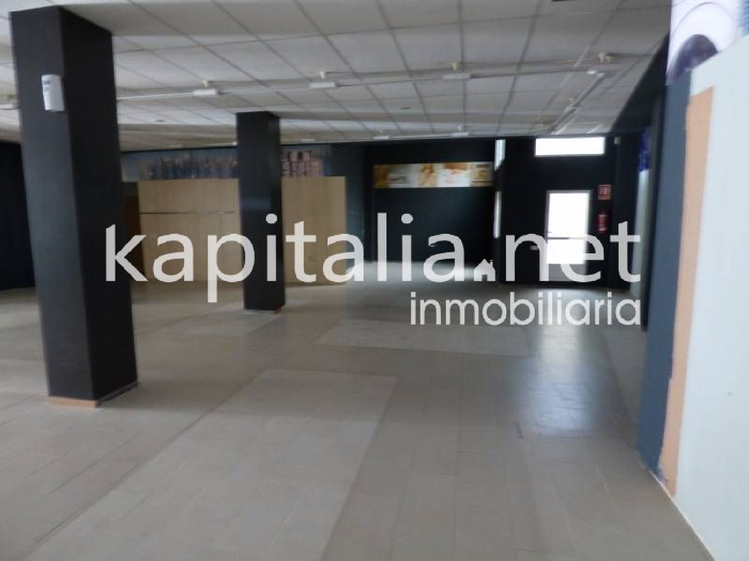 till salu lokal Urbanització D'hèlios Vall D'albaida 3