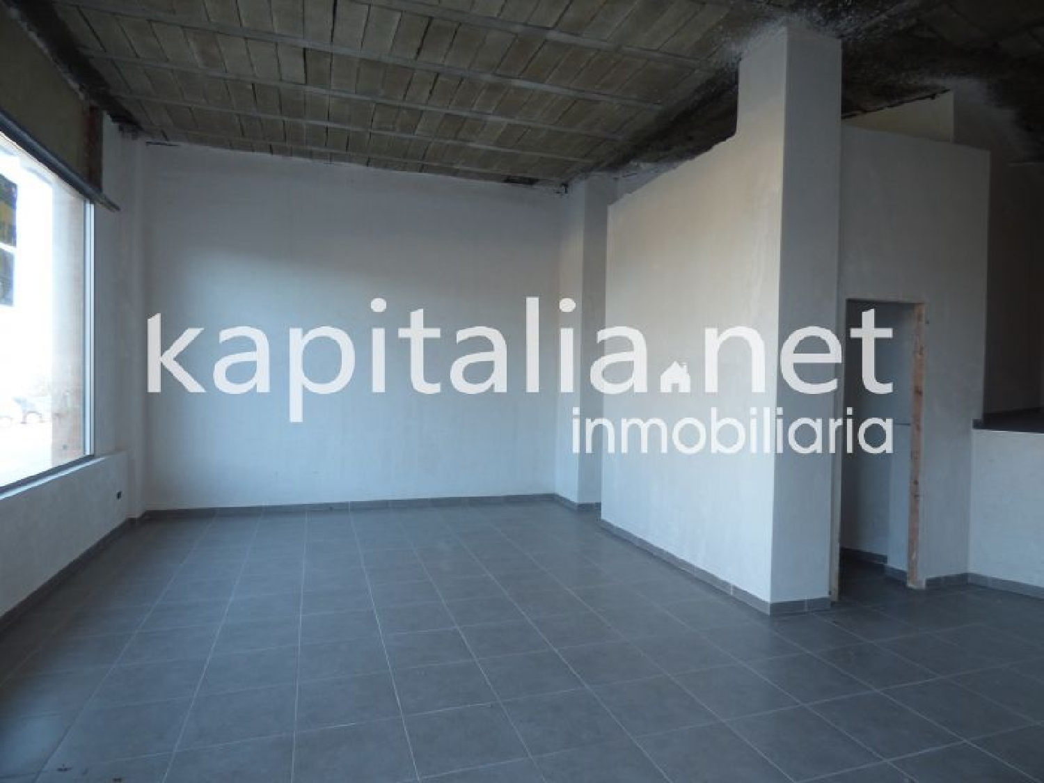  till salu lokal Urbanització D'hèlios Vall D'albaida 4