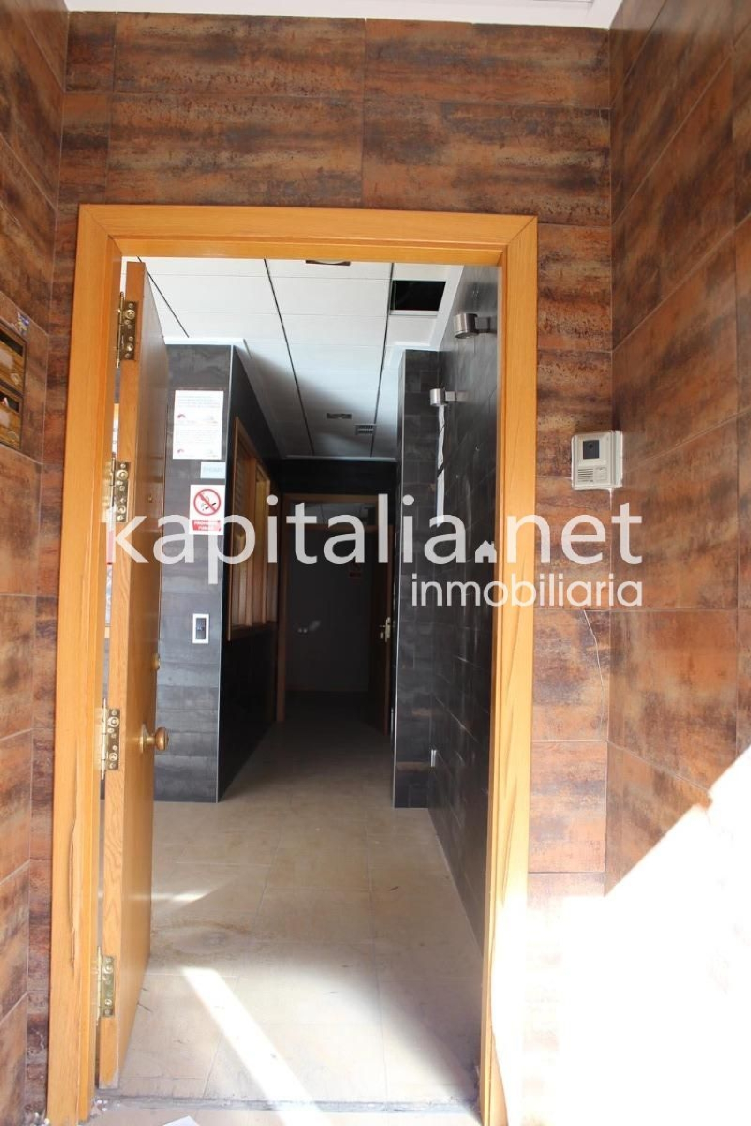 till salu lokal Urbanitzacio El Pilar Vall D'albaida 3