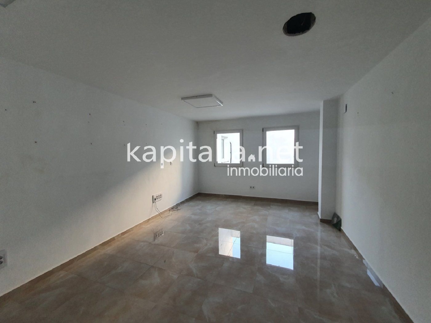 till salu lokal Urbanitzacio El Pilar Vall D'albaida 2