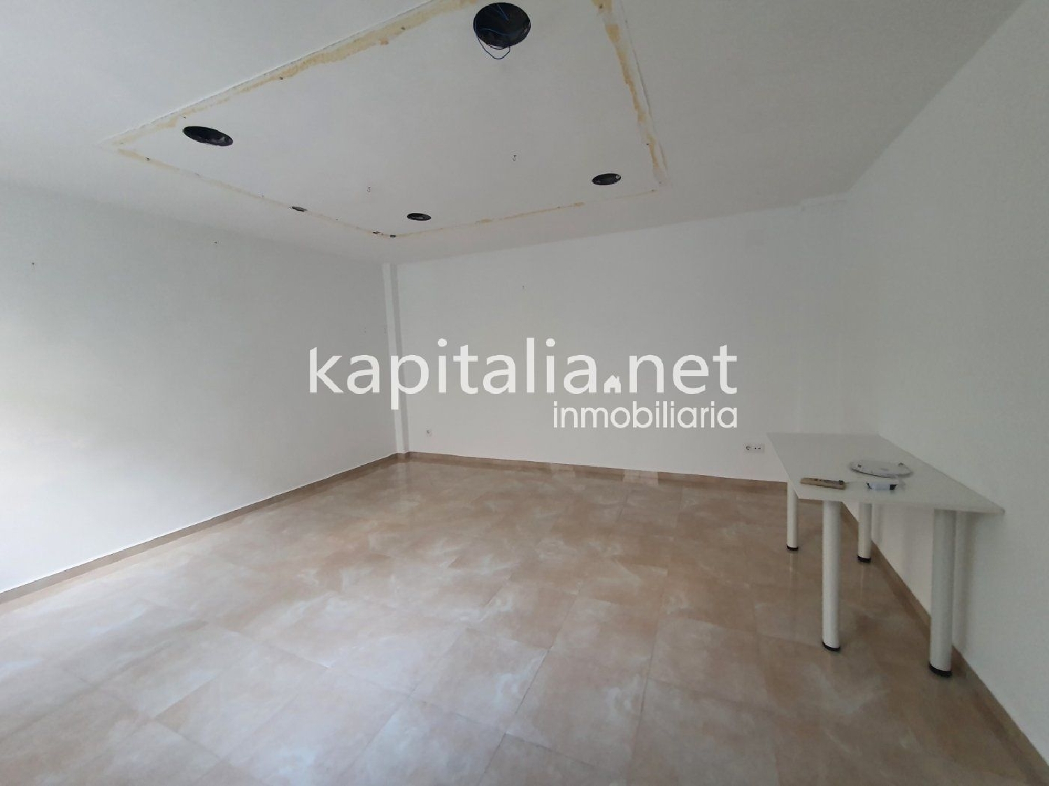  till salu lokal Urbanitzacio El Pilar Vall D'albaida 4