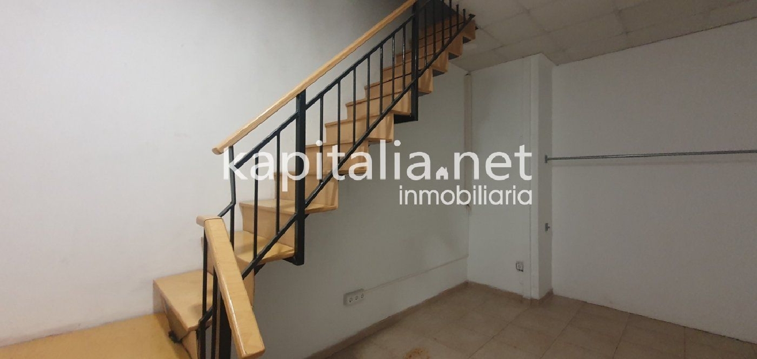  till salu lokal Urbanització D'hèlios Vall D'albaida 6
